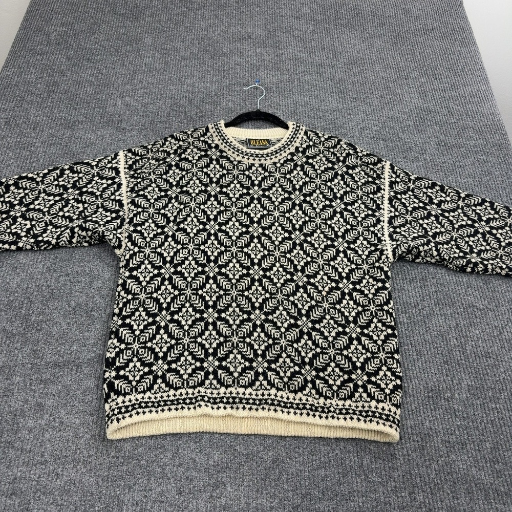 Oleana Sweater Unisex Black White 100% Pure New Wool Nordic Fair Isle Boho Style